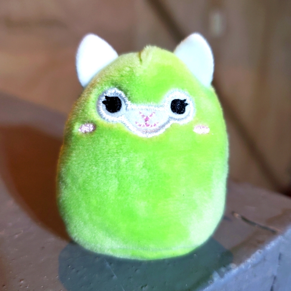New 2 " Green Squishville 2022 Squishmallow Jim the Alpaca from‎ Pastel Squad
